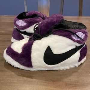 Nike sneaker slippers - new